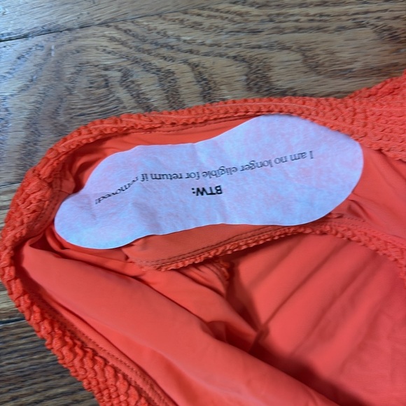 Andie The Fiji One Piece Seersucker Vermillion size XL NWT - Picture 3 of 7